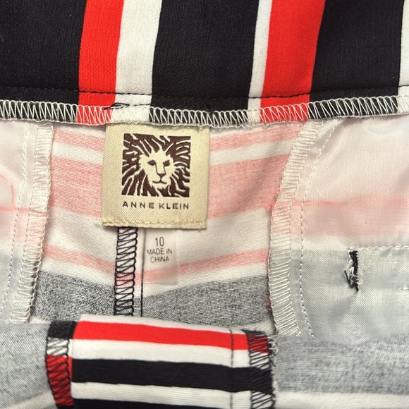 Anne Klein shorts - Picture 6 of 9
